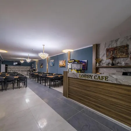 Hotel Hanzadehotel 3*