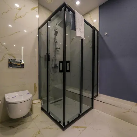 Hotel Hanzadehotel 3*