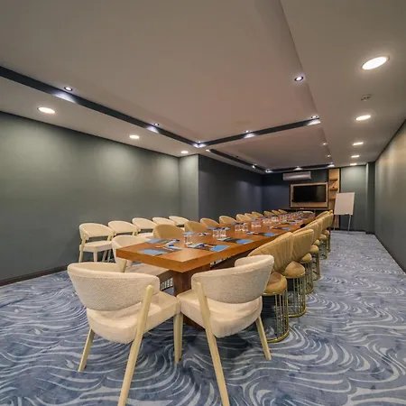 Hanzadehotel Hotel